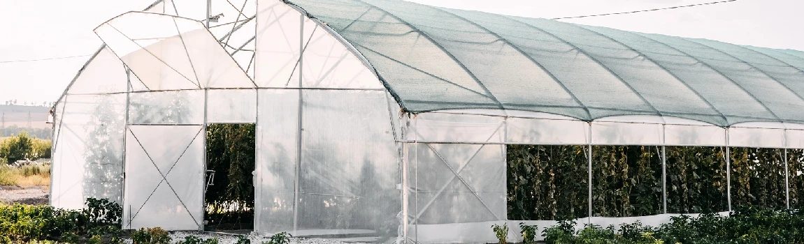 Safe And Reliable Glass Greenhouse in Oakleaf Plantation